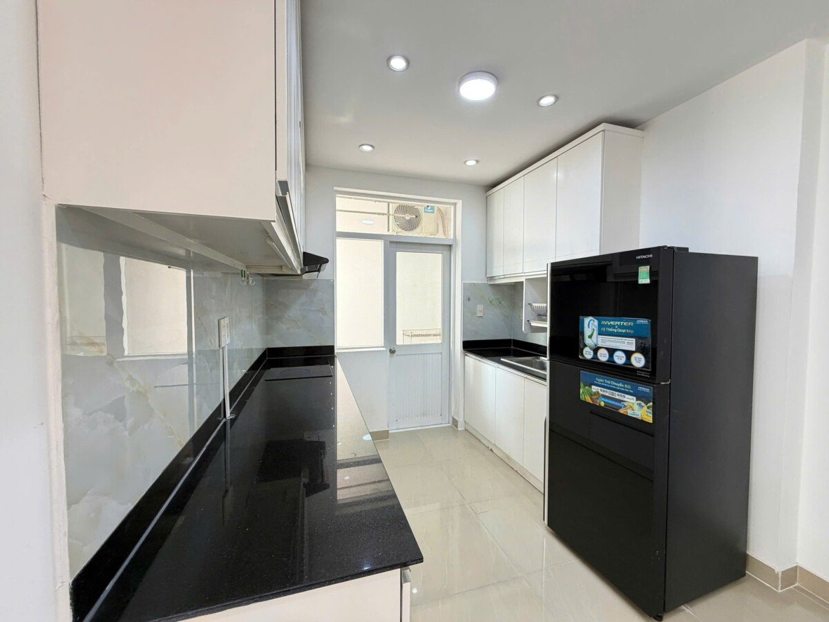 ban can ho sky garden 3 7 - Bán căn hộ Sky Garden 3. DT 68m2 Lầu cao- 2 phòng-2wc- Nội thất như hình- View bắc- Giá 5.730 Tỷ