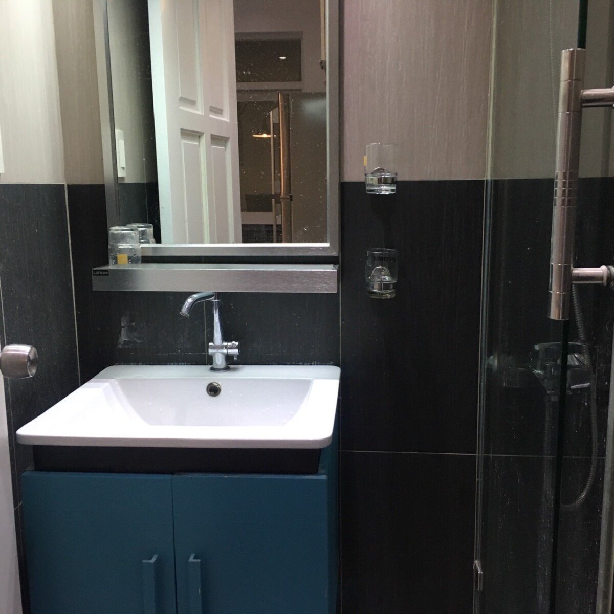 ban can ho sky garden 3 8 4 - Kẹt ngân hàng cần bán nhanh Căn hộ 68m2 Sky Garden 3. Giá chỉ 4.850 Tỷ- Không thể rẻ hơn. Lầu cao