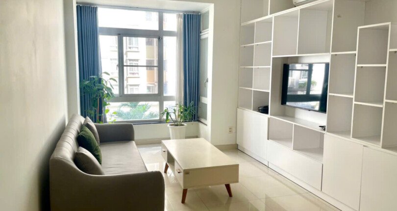 Bán căn hộ Sky Garden 3. DT 68m2 Thiết kế 2 Phòng ngủ-2wc- Nội thất như hình- Giá chỉ 5.2 Tỷ