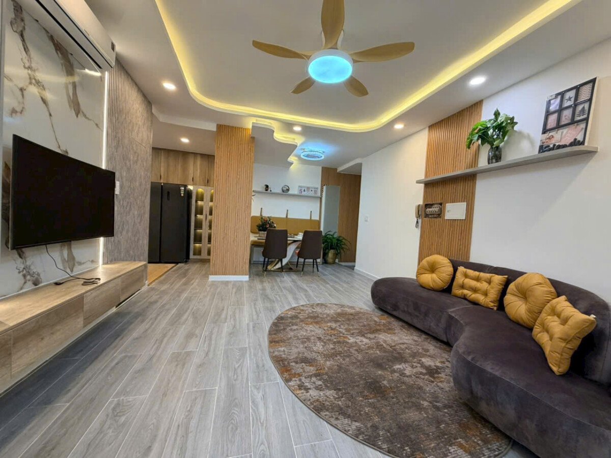 ban can nha dep tai sky garden 1 3 - Cần tiền giảm 500 Triệu căn hộ Sky Garden 1. DT 81m2 Nhà đẹp-mới 100%- 3 Phòng-2wc- Giá 5.990 Tỷ