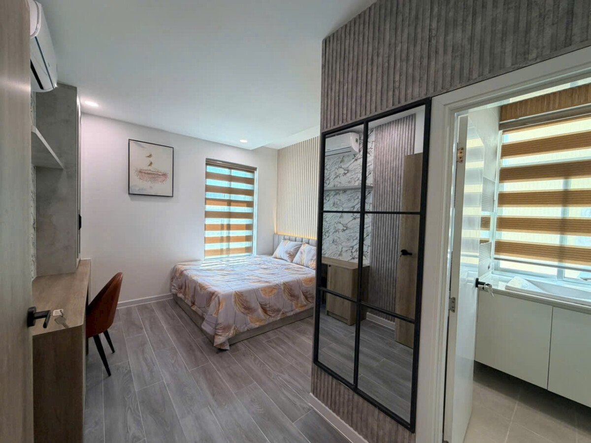 ban can nha dep tai sky garden 1 4 - Cần tiền giảm 500 Triệu căn hộ Sky Garden 1. DT 81m2 Nhà đẹp-mới 100%- 3 Phòng-2wc- Giá 5.990 Tỷ