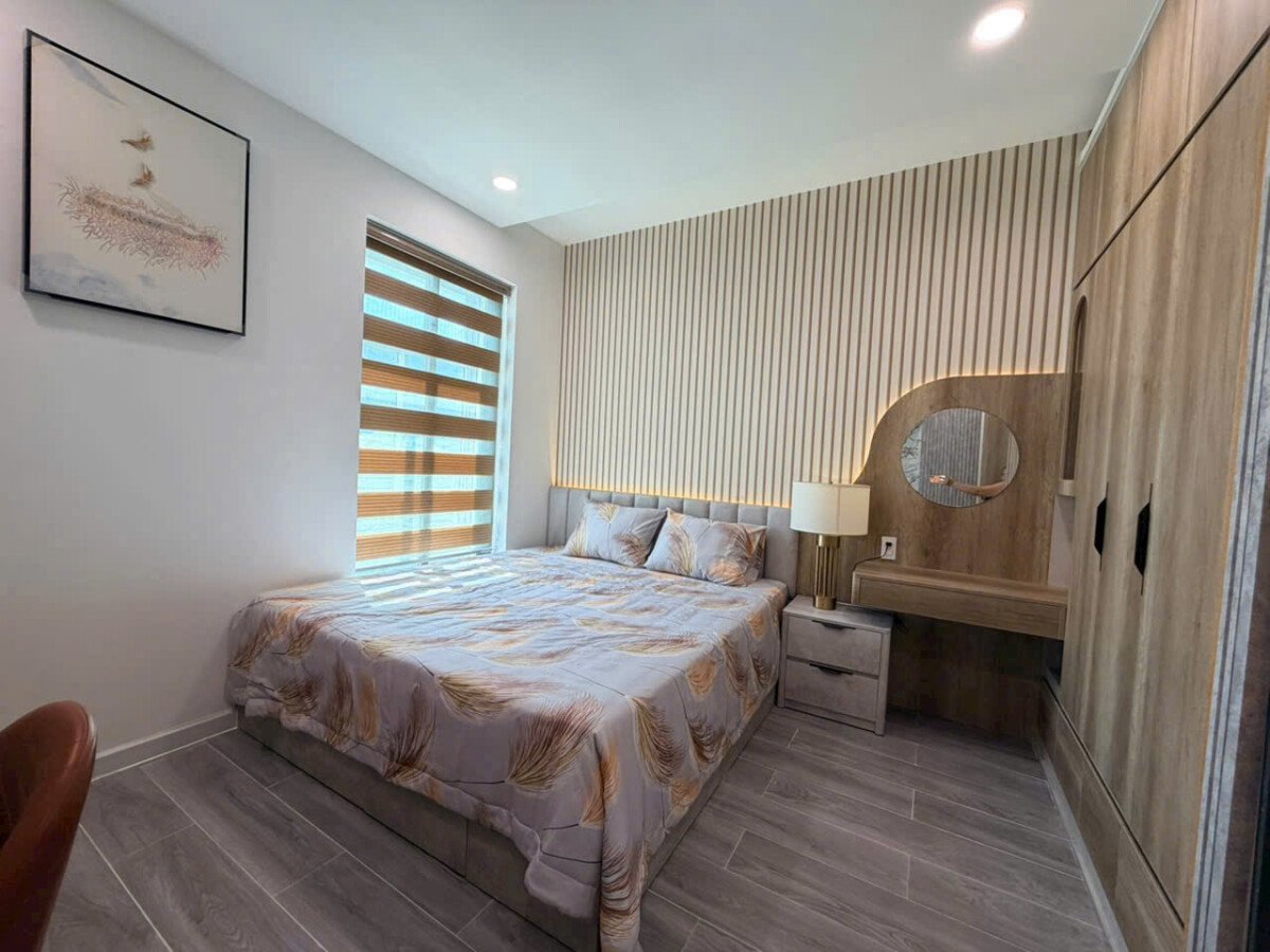 ban can nha dep tai sky garden 1 9 - Cần tiền giảm 500 Triệu căn hộ Sky Garden 1. DT 81m2 Nhà đẹp-mới 100%- 3 Phòng-2wc- Giá 5.990 Tỷ