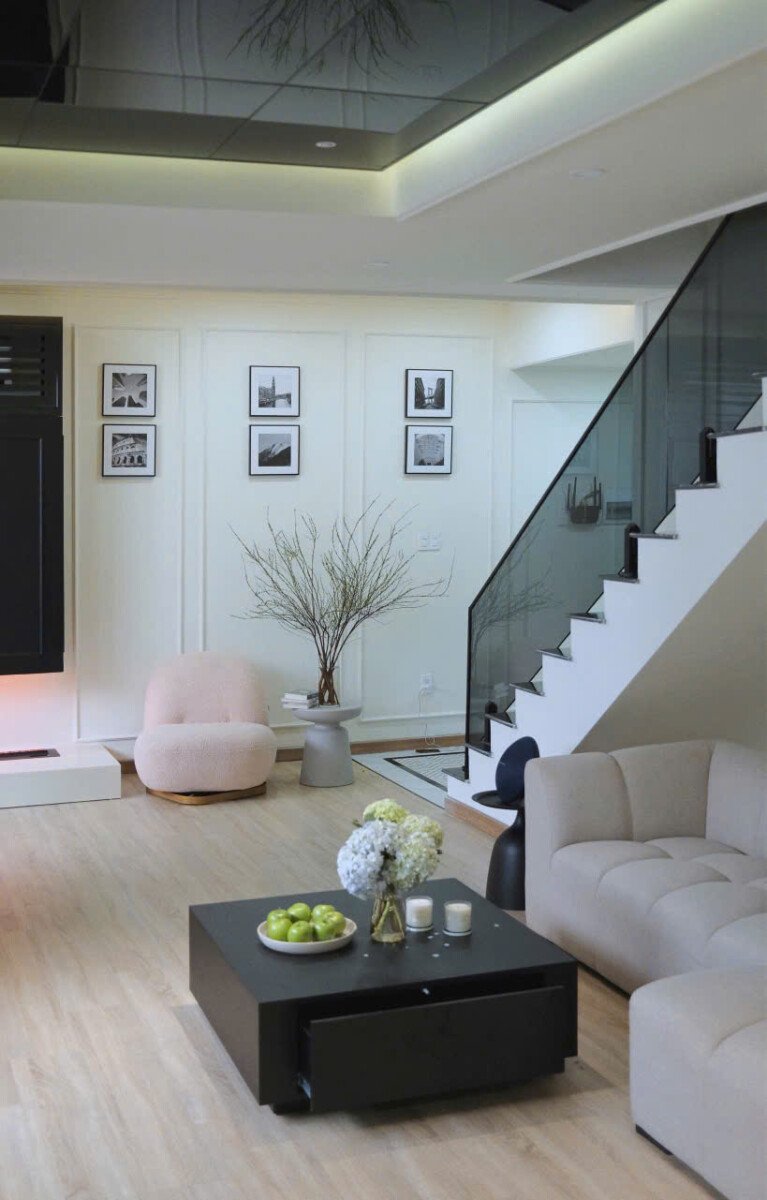 ban pethouse sky garden 3 7 - Bán Penthouse 2 sân tại Sky Garden 3. Tổng DT 250m2 Thiết kế 3 Phòng ngủ-4wc- Tặng kèm nội thất. Giá 13.2 Tỷ