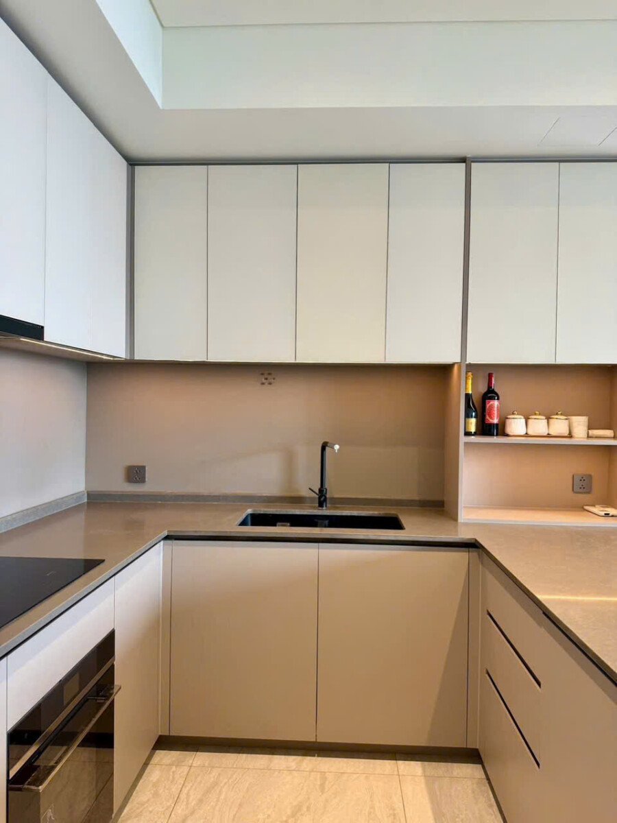 bep can ho ban 15 - Giá mua bán căn hộ 2pn số 08 tòa A the Opera chung cư The Metropole T4/2026