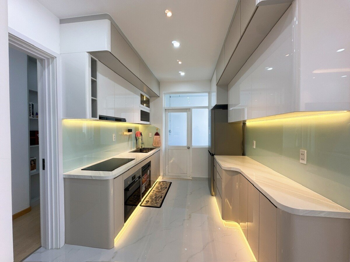 bep can ho cho thue 2 - Cho thuê căn hộ chung cư Sky Garden 3, 02pn, nhà đẹp, giá 25tr/tháng, nội thất mới.