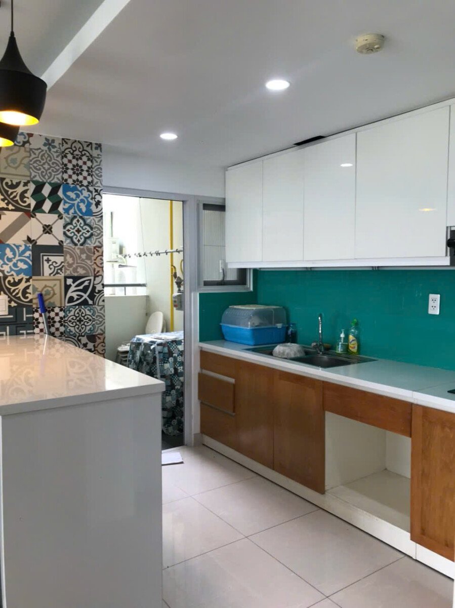 bep can ho happy cho thue - Cho thuê căn hộ Happy Valley. DT 100m2 Thiết kế 3 Phòng-2wc- Lầu cao- Nội thất đầy đủ- Giá 30 Triệu/Tháng