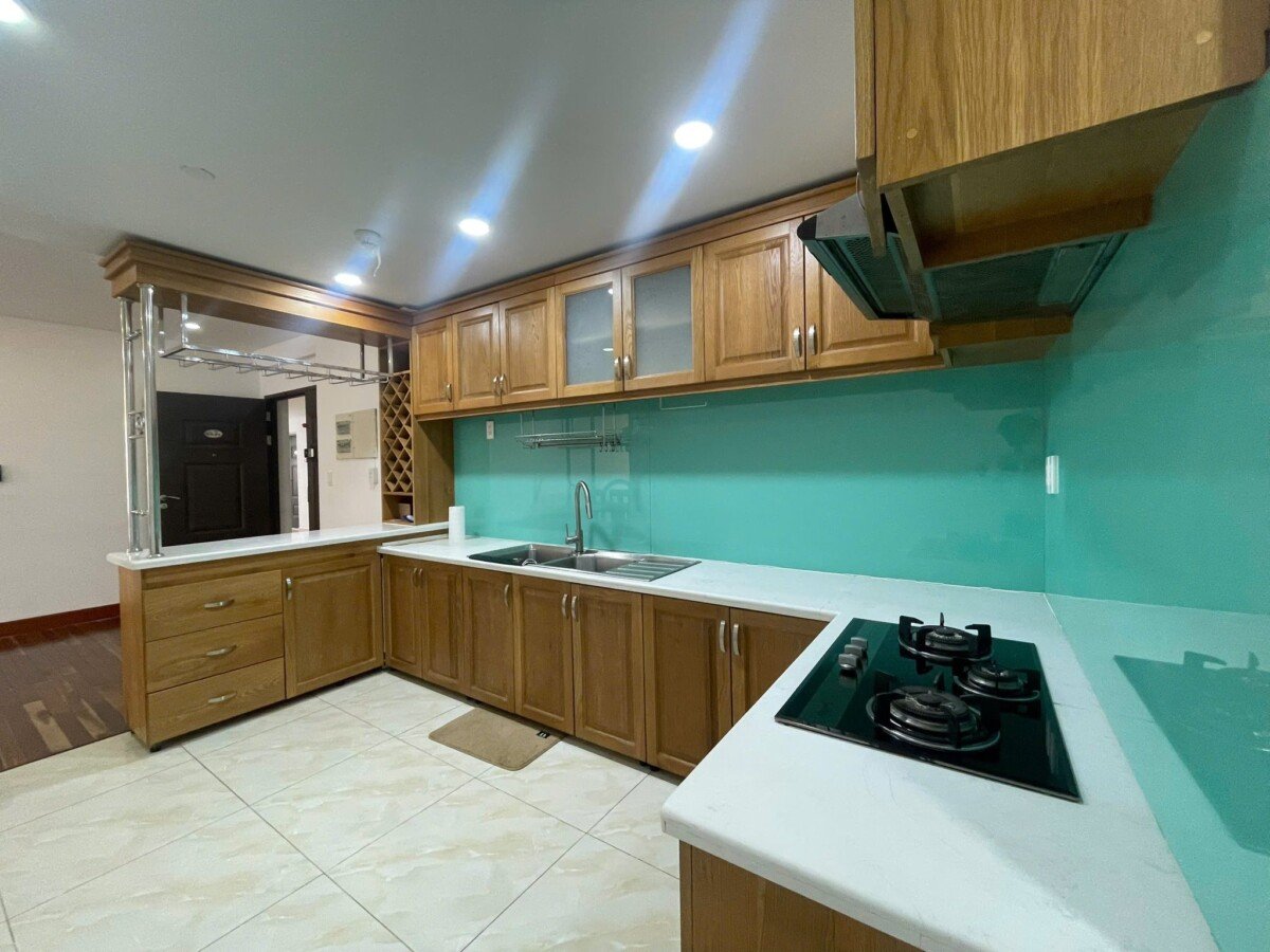 bep can ho scenic cho thue - Cho thuê căn hộ Scenic Valley 1. DT 110m2 Thiết kế 3 Phòng ngủ-2wc- Nhà rộng rãi thoáng- Giá 26 Triệu/Tháng