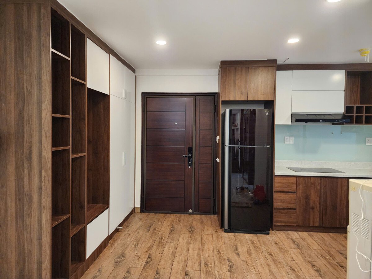 bep thoang - Cho thuê căn hộ Scenic Valley 1. DT 80m2 Thiết kế 2 Phòng ngủ-2wc- View trực diện hồ bơi- Giá 25 Triệu/Tháng