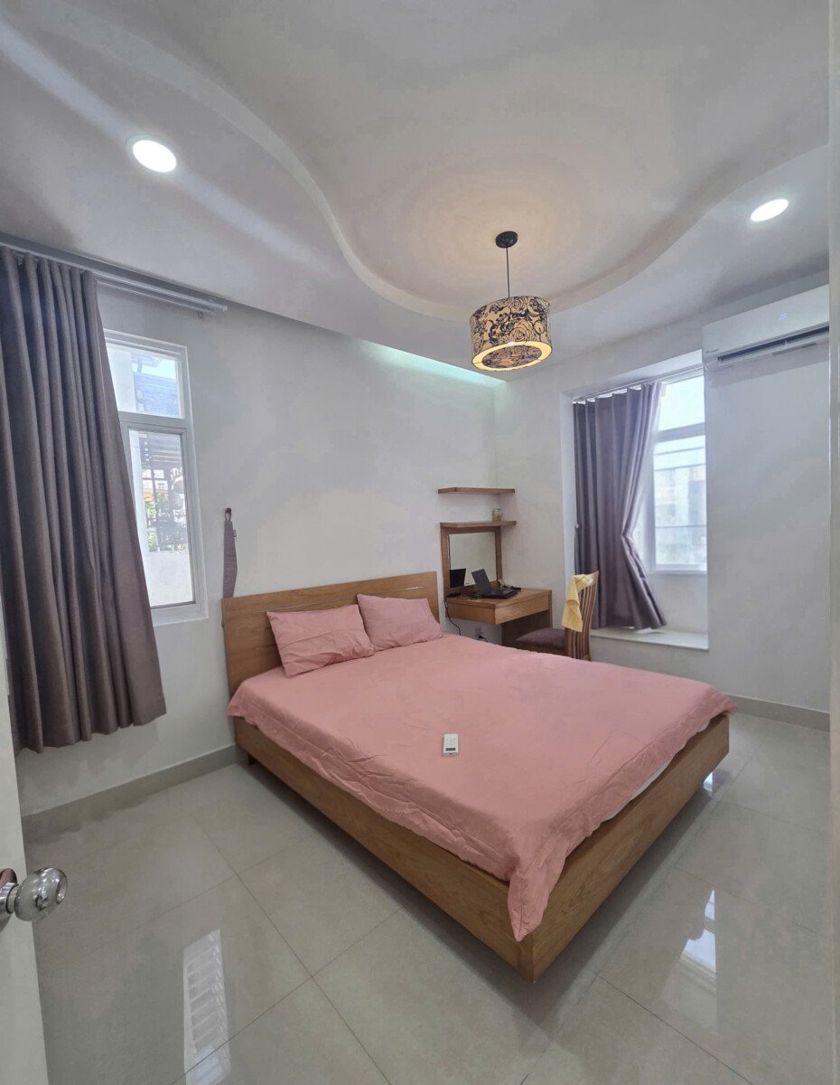 can cho thue can ho sky garden 3 4 - Cho thuê căn hộ Sky Garden 3. DT 68m2 Thiết kế 2 phòng ngủ-2wc- Nội thất đầy đủ- lầu cao- Giá 15 Triệu/Tháng