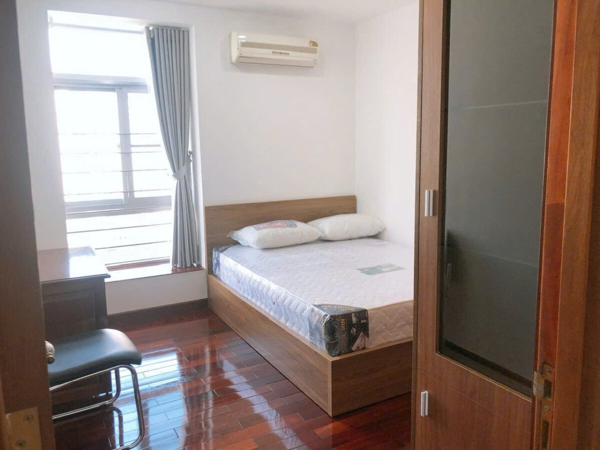 can ho cho thue co 3pn hoan thien day du noi that nhu hinh - Giá cho thuê căn hộ 3pn tòa 4c chung cư Sky Garden 2 phường Tân Hưng T5/2026