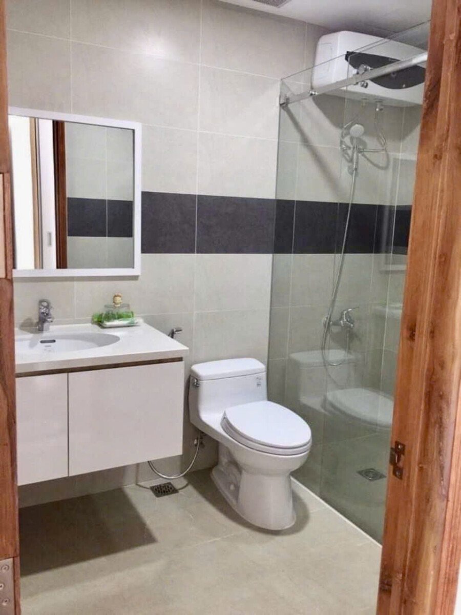 can ho co 2 nha tam day du thiet bi 2 - Giá cho thuê căn hộ 2pn tòa D chung cư Green Valley phường Tân Mỹ T4/2026