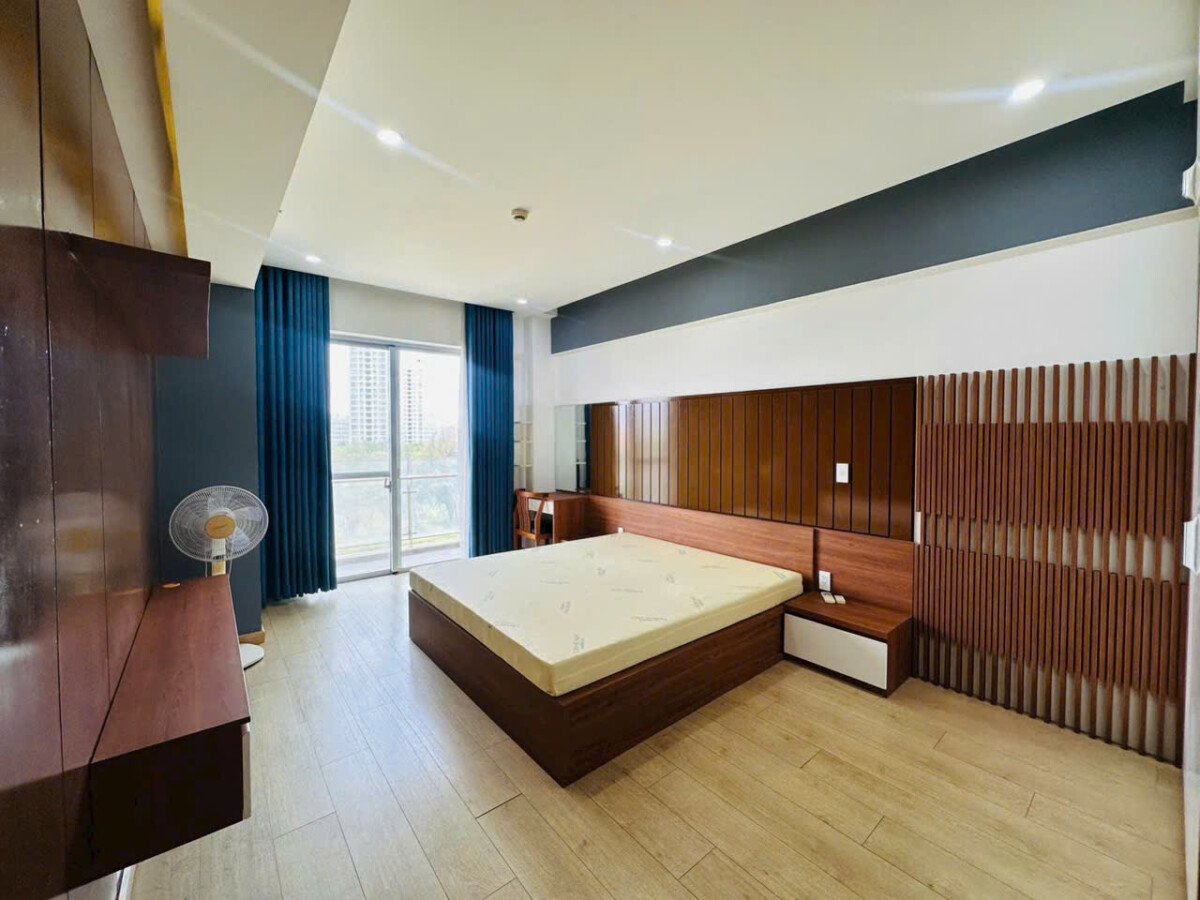 can ho co 3pn hoan thien cao cap nhu hinh - Giá mua bán căn hộ 3pn tòa B chung cư Scenic Valley 1 phường Tân Mỹ T4/2026