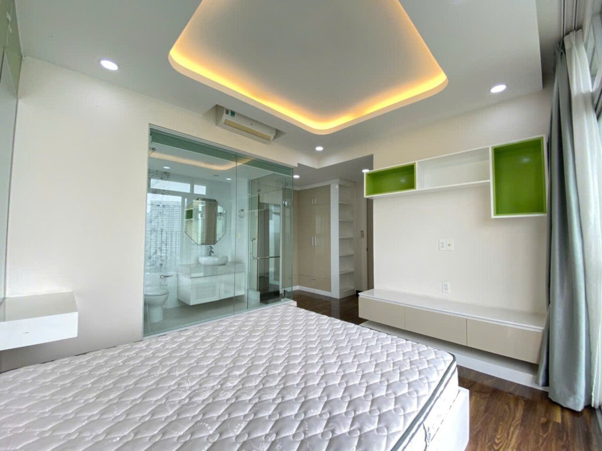 cho thue can ho dep tai star hill 1 - Cho thuê căn hộ Star Hill. DT 112m2 Nhà đẹp- Nội thất đầy đủ- Nhà thiết kế 3 Phòng-2wc- Lầu cao- Giá 30 Triệu/Tháng