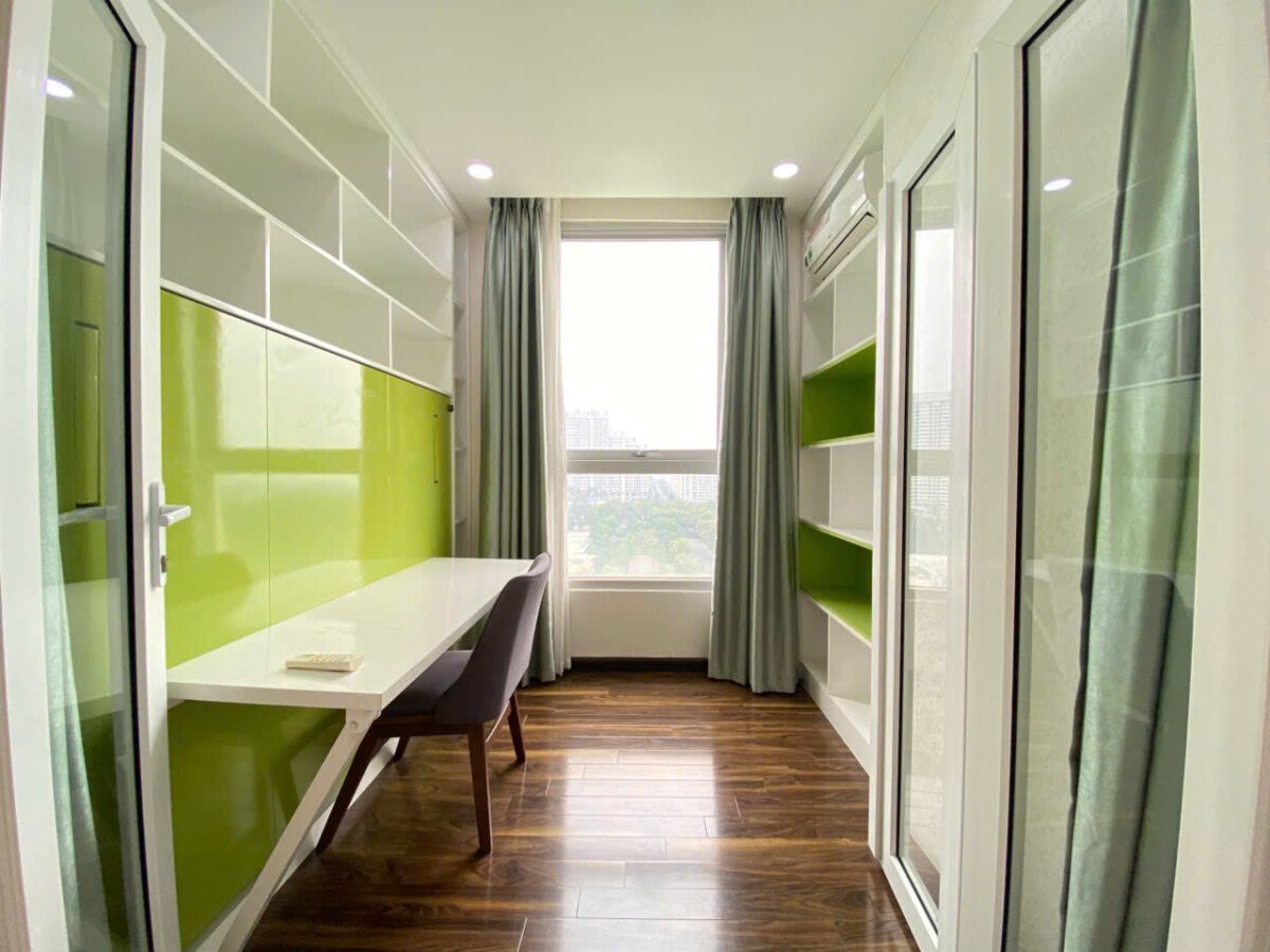 cho thue can ho dep tai star hill 10 - Cho thuê căn hộ Star Hill. DT 112m2 Nhà đẹp- Nội thất đầy đủ- Nhà thiết kế 3 Phòng-2wc- Lầu cao- Giá 30 Triệu/Tháng