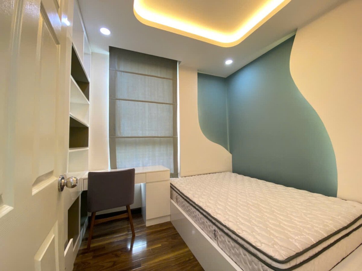 cho thue can ho dep tai star hill 3 - Cho thuê căn hộ Star Hill. DT 112m2 Nhà đẹp- Nội thất đầy đủ- Nhà thiết kế 3 Phòng-2wc- Lầu cao- Giá 30 Triệu/Tháng