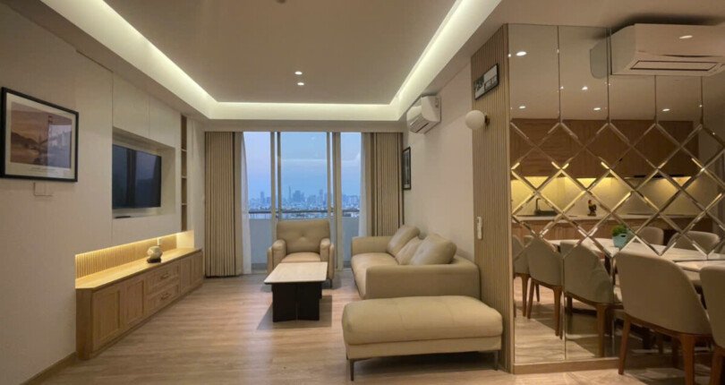 Cho thuê căn hộ Grand View A. DT 118m2 Nhà đẹp-Mới- Đầy đủ nội thất- 3 Phòng-2wc- Giá thuê 42 Triệu/Tháng