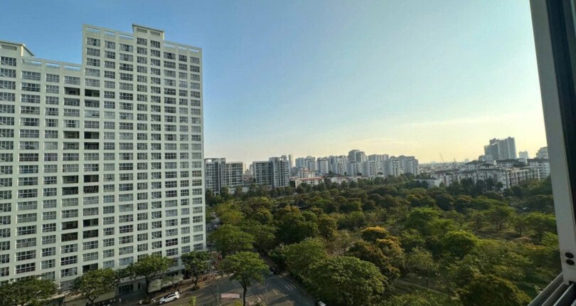 Cho thuê căn hộ Happy Valley. DT 135m2 Thiết kế 3 Phòng ngủ-2wc- Nội thất đầy đủ- Giá thuê 35 Triệu/Tháng