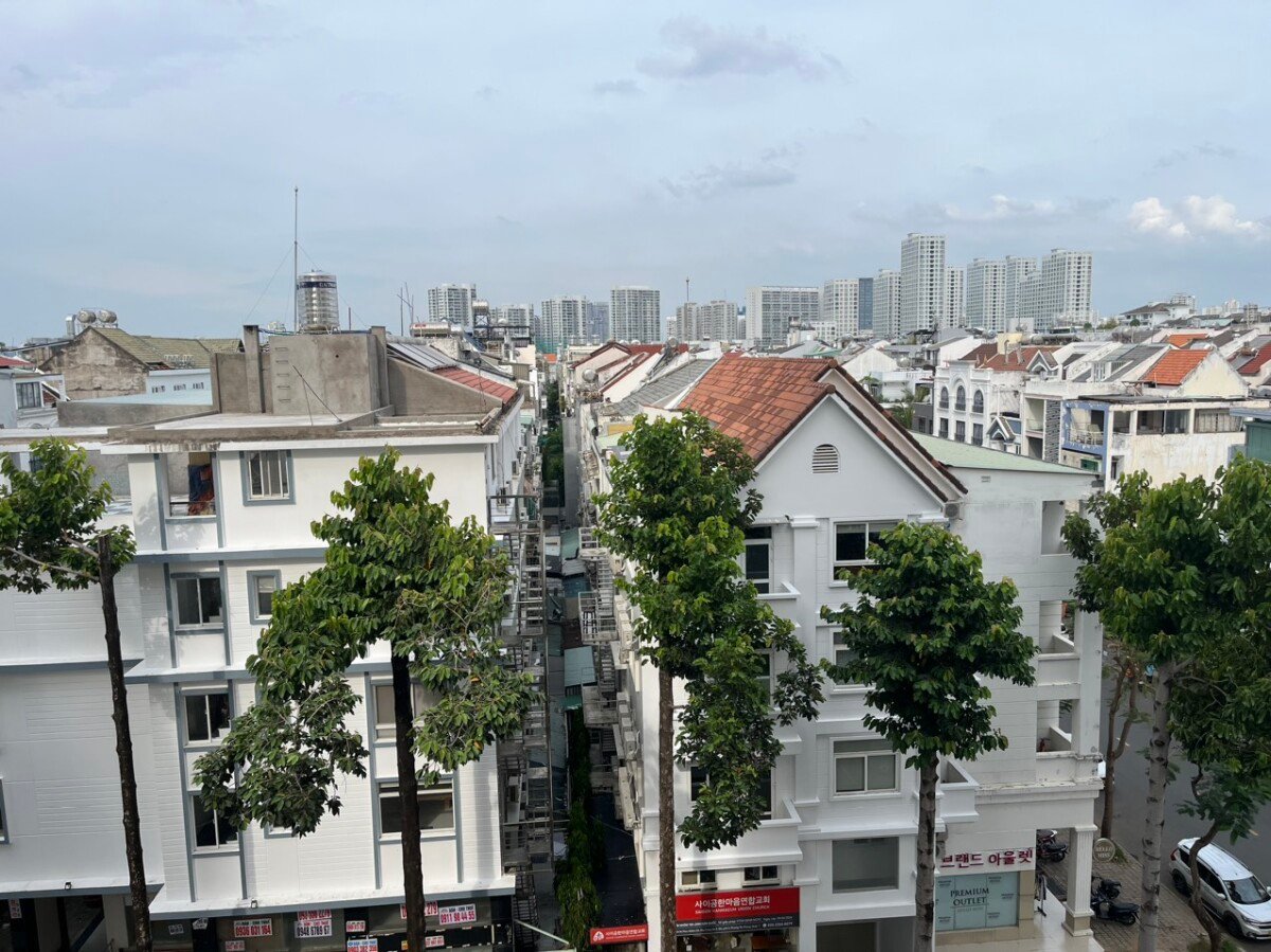 cho thue can ho sky garden 3 2 3 - Bán căn góc Sky Garden 3. DT 72m2 Thiết kế 2 Phòng ngù-2wc- Lầu trung- view nam mát mẻ- Giá 5.8 Tỷ