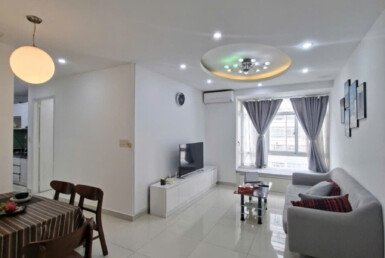 Cho thuê căn hộ Sky Garden 3. DT 70m2 Đầy đủ nội thất- 2 Phòng ngủ-2wc- Lầu cao- Giá 16 Triệu/Tháng