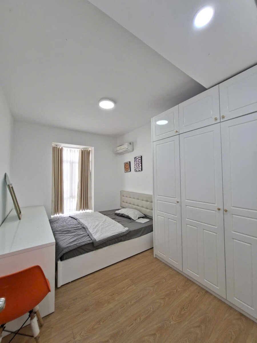 cho thue can hp skly garden 3 9 - Cho thuê căn hộ Sky Garden 3 có sân vườn. DT 95m2 Thiết kế 2 Phòng-2wc- Nội thất như hình- Giá 20 Triệu/Tháng