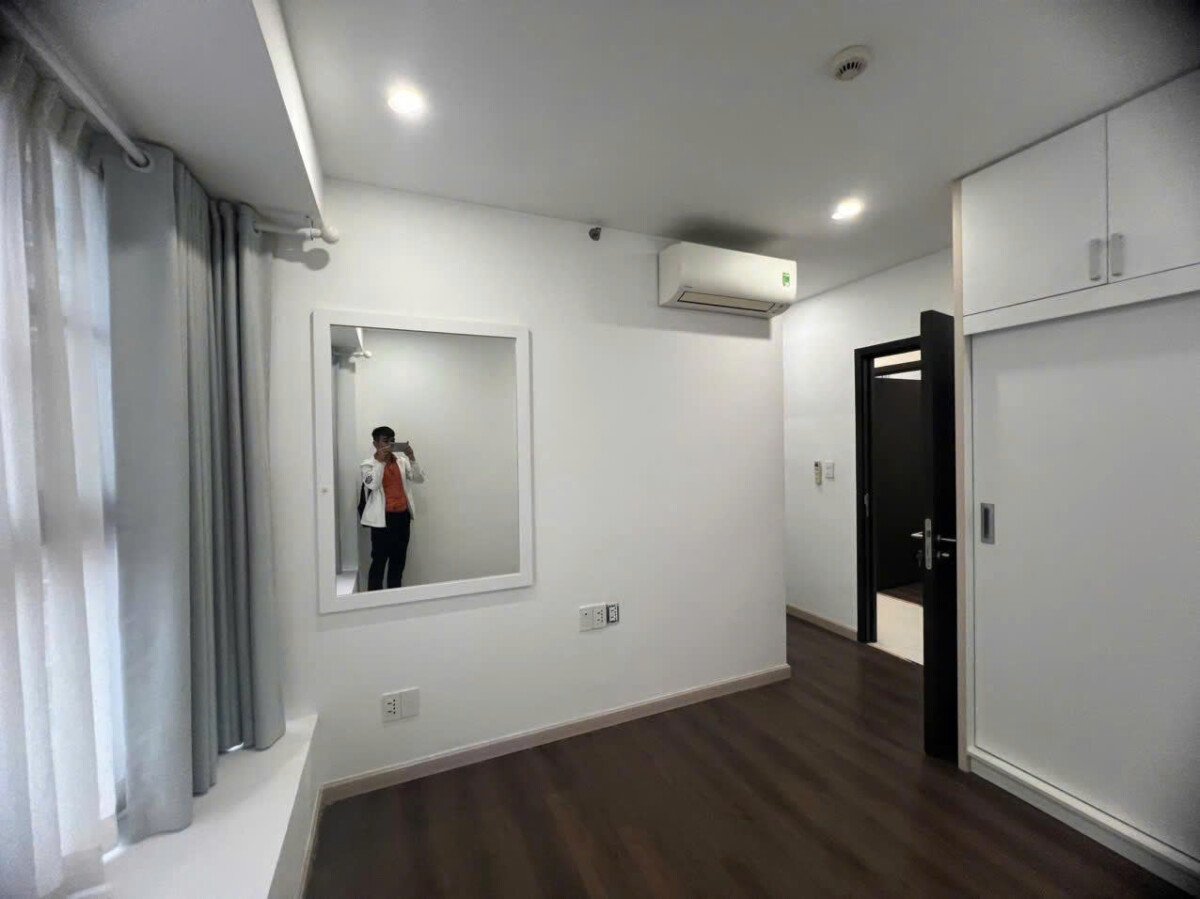 cho thue can scenic valey noi that dinh tuong 2 - Cần cho thuê căn hộ Scenic Valley 1. DT 80m2 Lầu cao- Cho thuê nội thất dính tường- Giá 20 Triệu/Tháng