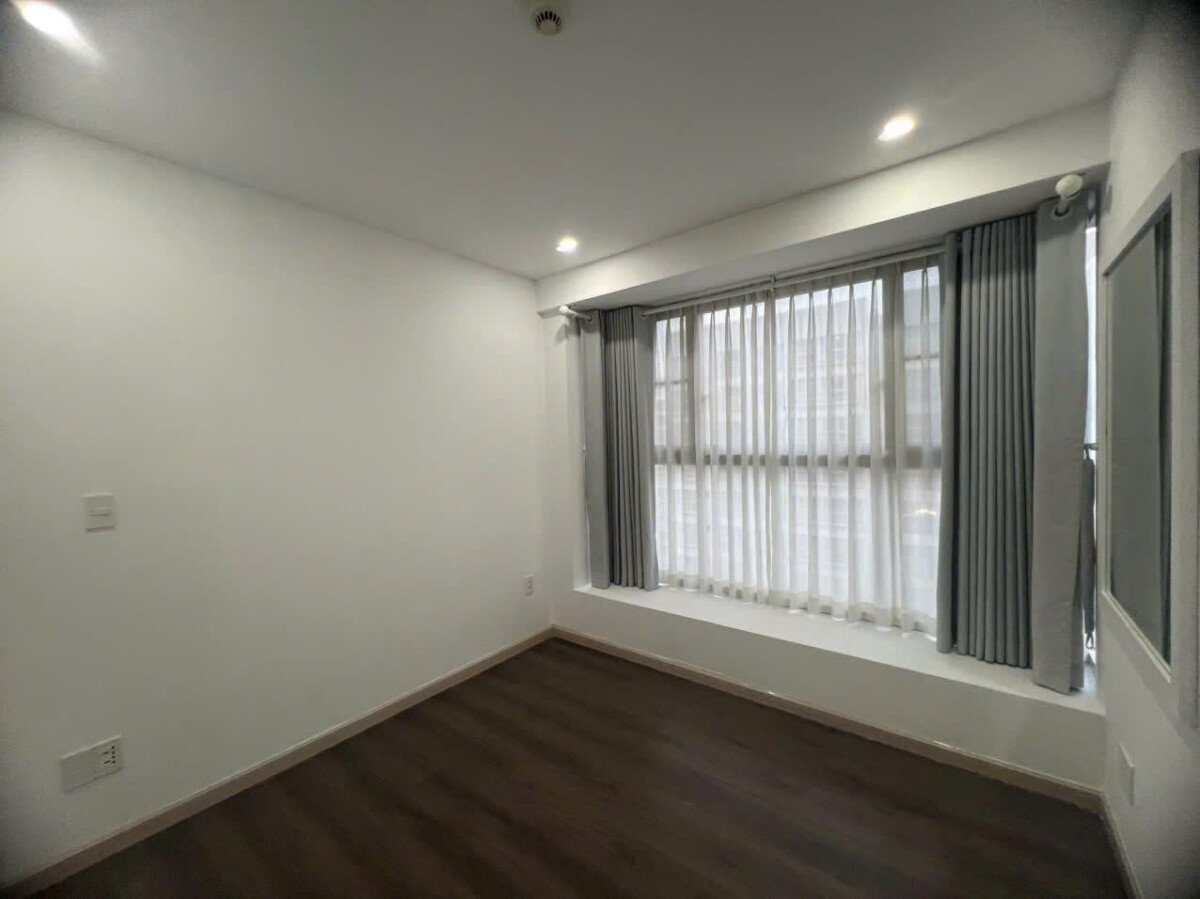 cho thue can scenic valey noi that dinh tuong 4 - Cần cho thuê căn hộ Scenic Valley 1. DT 80m2 Lầu cao- Cho thuê nội thất dính tường- Giá 20 Triệu/Tháng