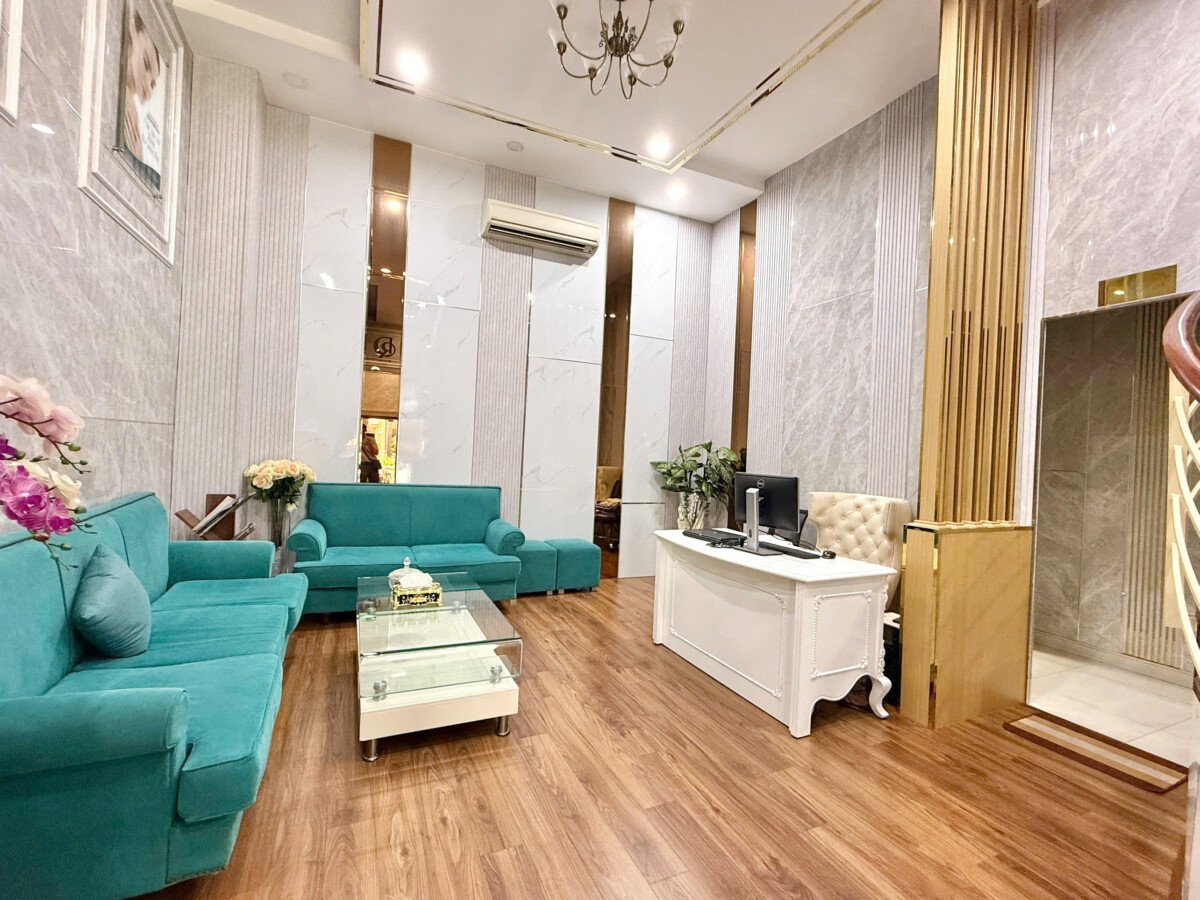 cho thue nha pho hung gia sanh dep 1 - Cho thuê nguyên căn nhà phố khu Hưng Gia 2. PMH Khu vực sầm uất dễ kinh doanh. Giá rẻ chỉ 55 Triệu/Tháng