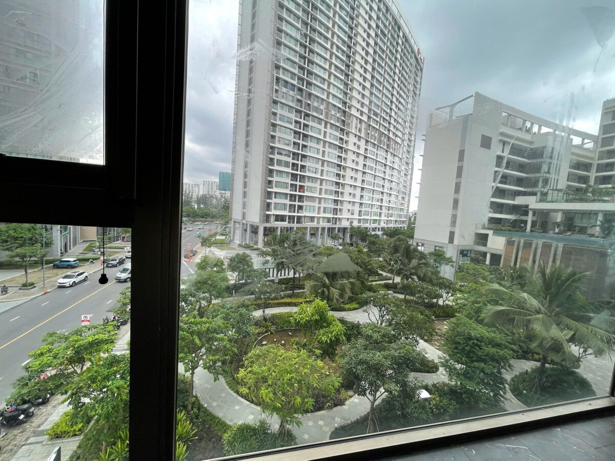 cho thue shop house tho midtown M8 1 - Cần cho thuê Shop House tại Midtown Tòa M8. DT 110m2 Hiện trạng thô dễ thiết kế- Giá chỉ 37 Triệu/Tháng