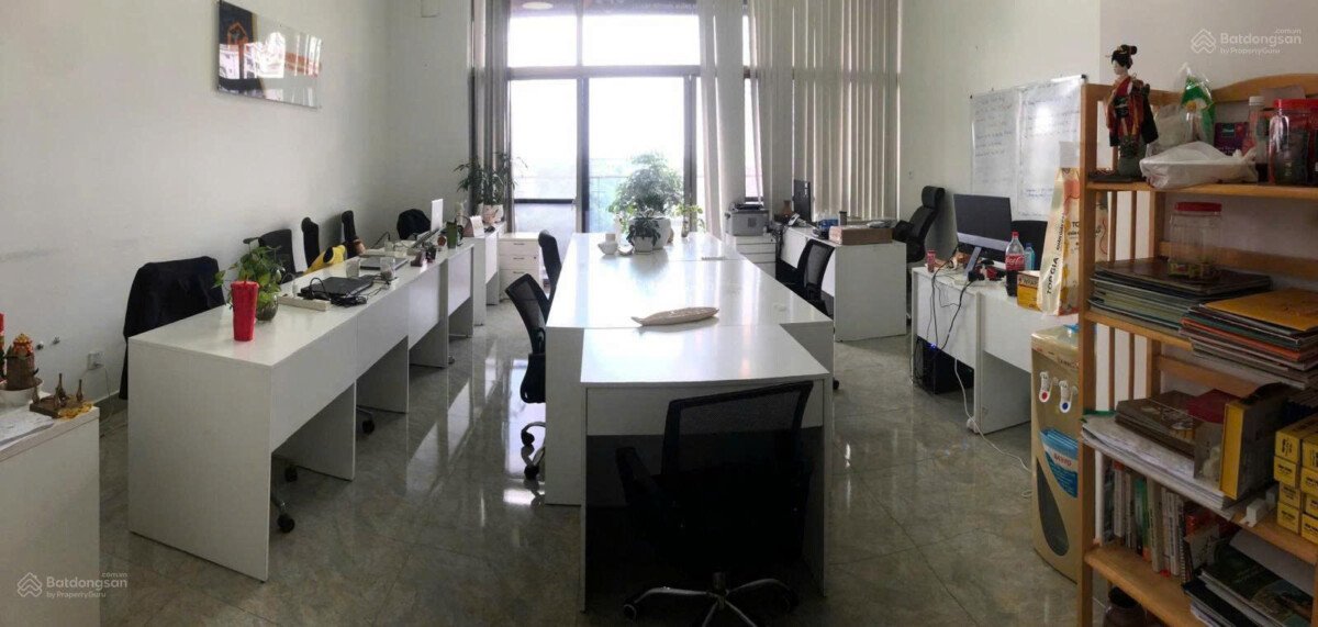 cho thue shophouse midtown - Cho thuê nhanh shophouse Midtown tòa M7. DT 52m2 Thích hợp mở văn phòng. View biệt thự Giá 22 Triệu/Tháng