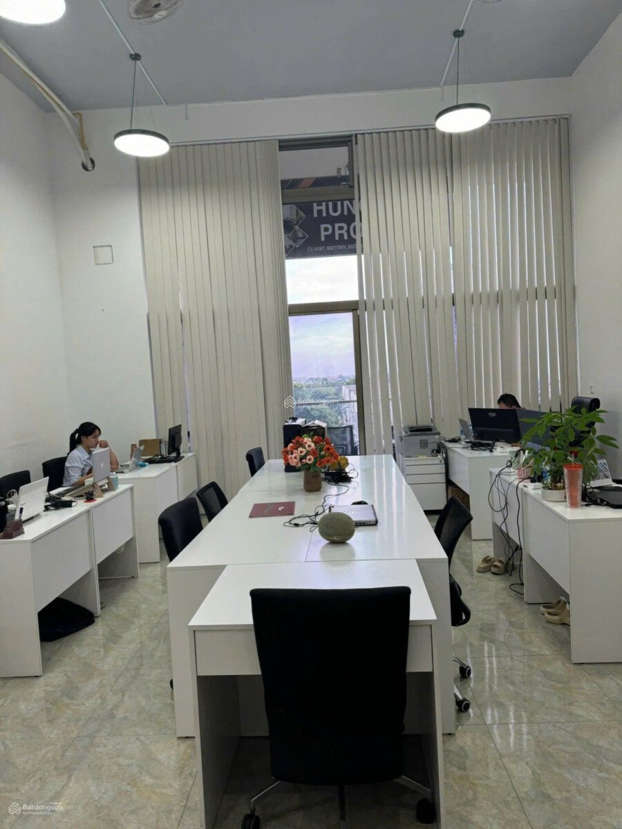 cho thue van phong midtown - Cho thuê nhanh shophouse Midtown tòa M7. DT 52m2 Thích hợp mở văn phòng. View biệt thự Giá 22 Triệu/Tháng