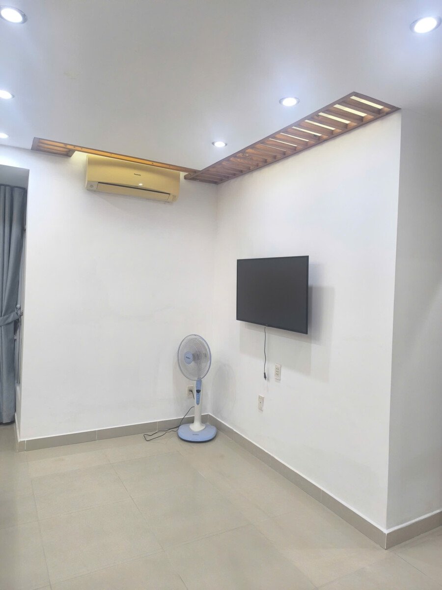 gen h z7754617233700 d96d2a33d32da541f5992dbc93e11f21 - Cho thuê căn góc Sky Garden 3. DT 74m2 View sông- thiết kế 2 phòng ngủ-2wc- Nội thất như hình- Giá 17 Triệu/Tháng