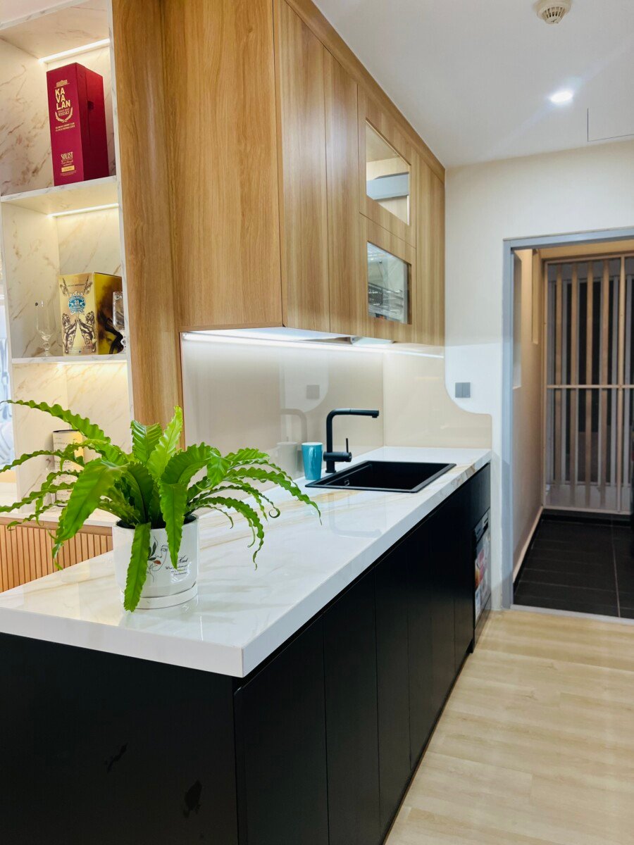 goc phong bep rong rai - Giảm giá bán gấp căn hộ 3pn tòa B view sông chung cư Scenic Valley 1 phường Tân Mỹ