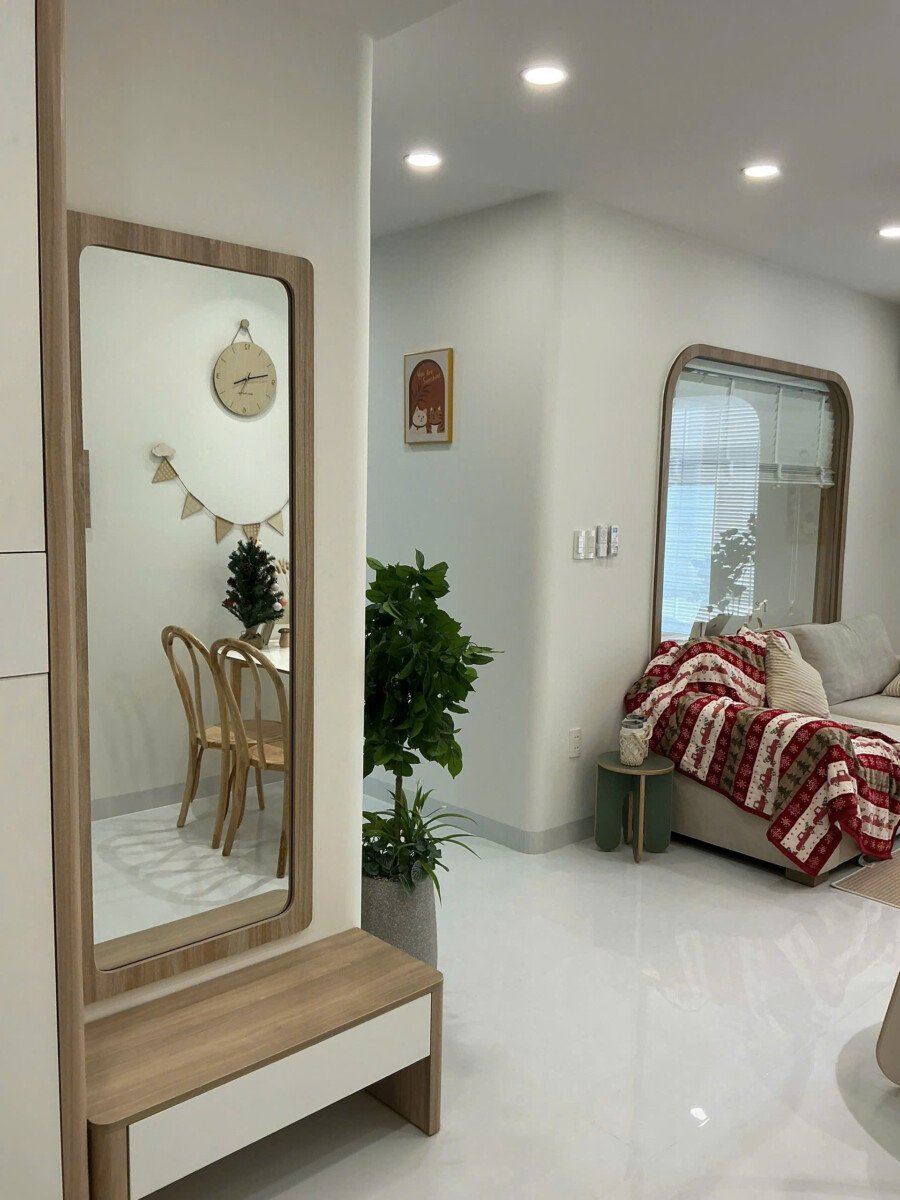 goc phong khach can ho ban - Giá mua bán căn hộ 3pn tòa 14a chung cư Sky Garden 3 phường Tân Hưng T4/2026