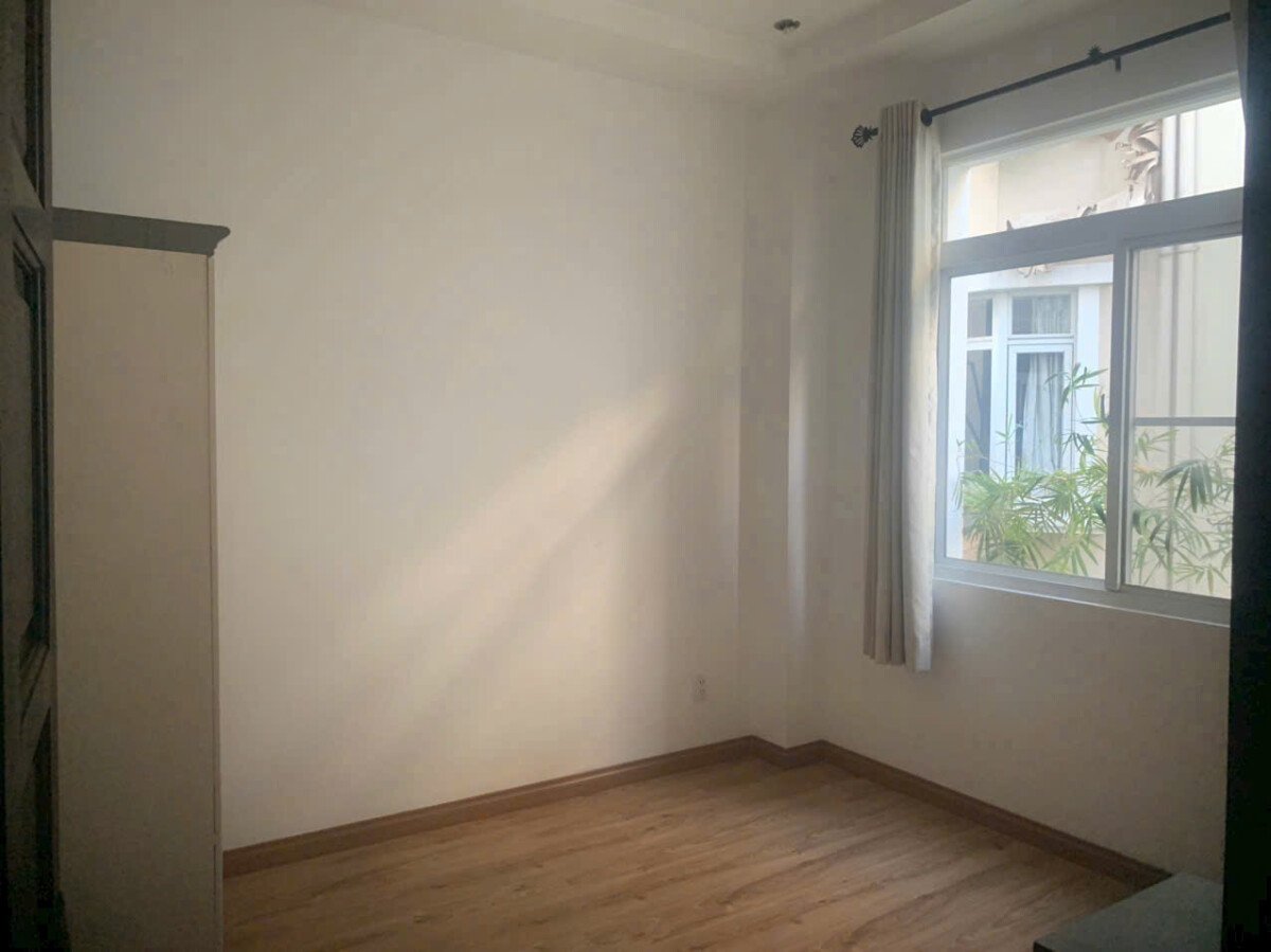 hien trang nha co 4pn hoan thien co ban nhu hinh - Giá bán nhà Biệt thự số B2-45, số mới 15 Nội khu Mỹ Giang 1A phường Tân Hưng T4/2026