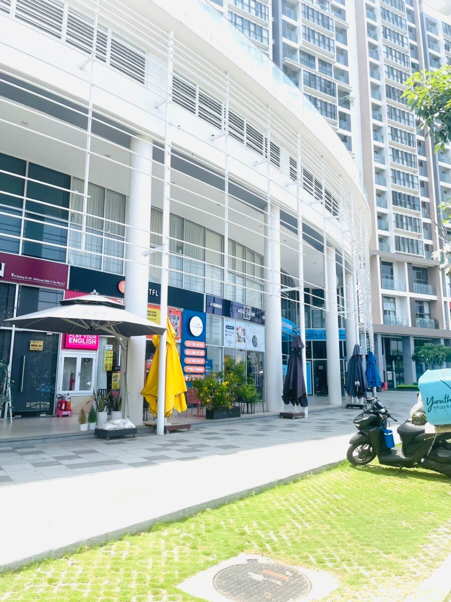 hien trang shophouse dang kinh doanh on dinh - Giá mua bán Shophouse mặt Đường số 15 kdc Midtown phường Tân Mỹ T4/2026
