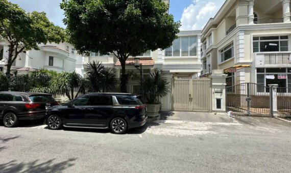 hinh anh mua ban nha biet thu co ho boi noi khu my van 2 phuong tan my t4 2026 570x340 - Trang chủ