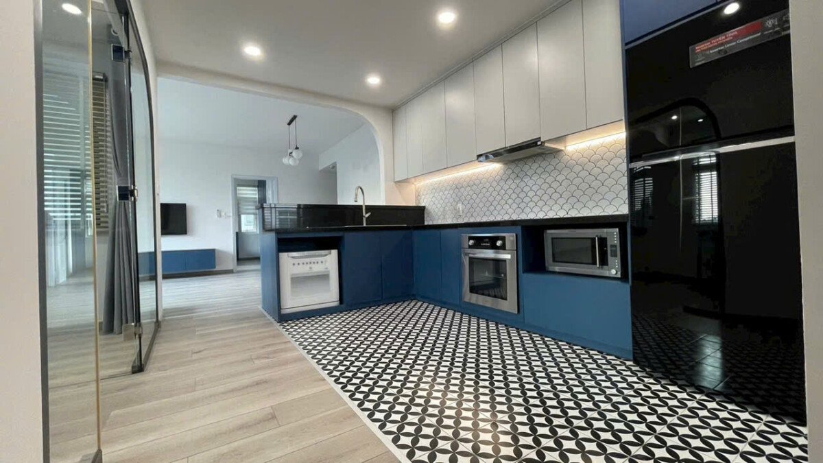 khong gian bep rong rai 6 - Giá mua bán căn hộ 3pn chung cư Cảnh Viên 2 phường Tân Mỹ T4/2026