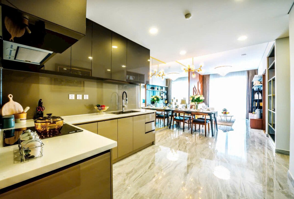 khong gian bep va phong khach rong rai - Giá mua bán căn hộ Duplex 4pn chung cư The Peak Garden phường Tân Mỹ T4/2026