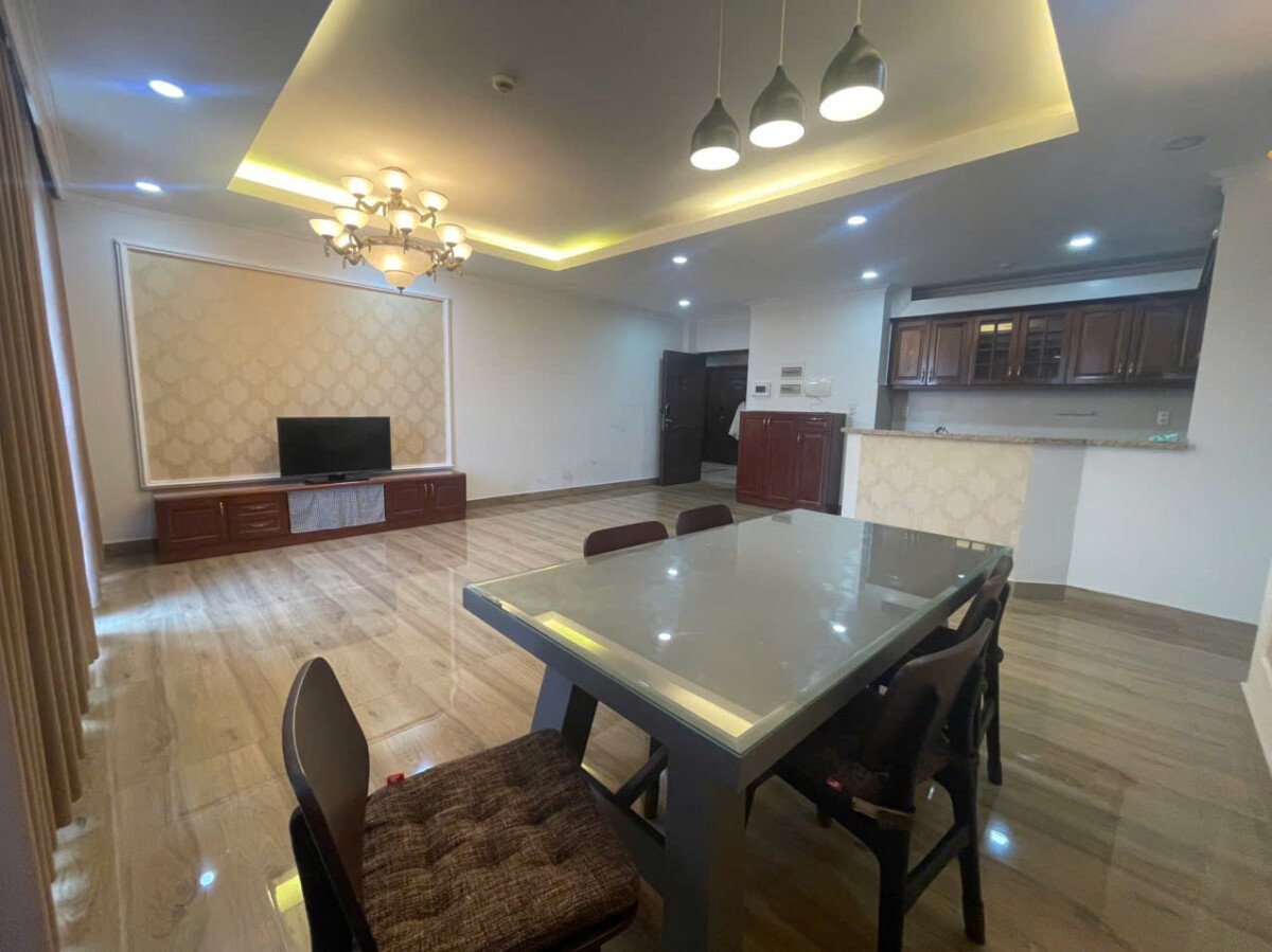 khong gian phong an phong khach - Giảm giá bán gấp căn hộ 3pn tòa C chung cư Happy Valley phường Tân Hưng giá 8,7 tỷ