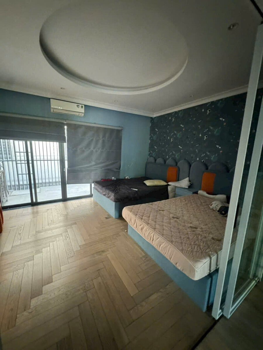 khong gian phong ngu rong rai - Giá mua bán nhà Biệt thự số 6 mặt Đường số 5 kdc Him Lam Tân Hưng T4/2026