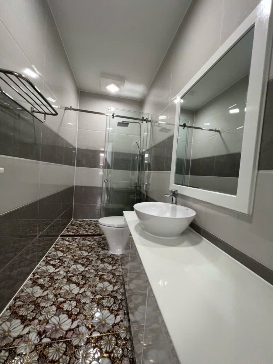 nha co 5 toilet day du thiet bi nhu hinh - Giá mua bán nhà nguyên căn Đường số 7 Khu Biệt thự Lavila Kiến Á Nhà Bè T5/2026