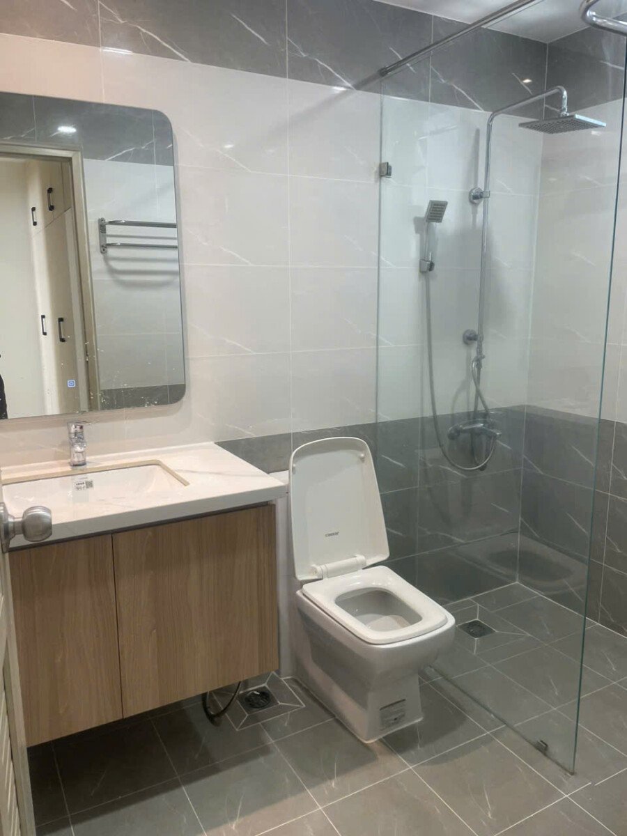 nha tam day du thiet bi - Giá mua bán căn hộ 2pn tòa B chung cư Hưng Phúc Happy Residence phường Tân Mỹ T4/2026