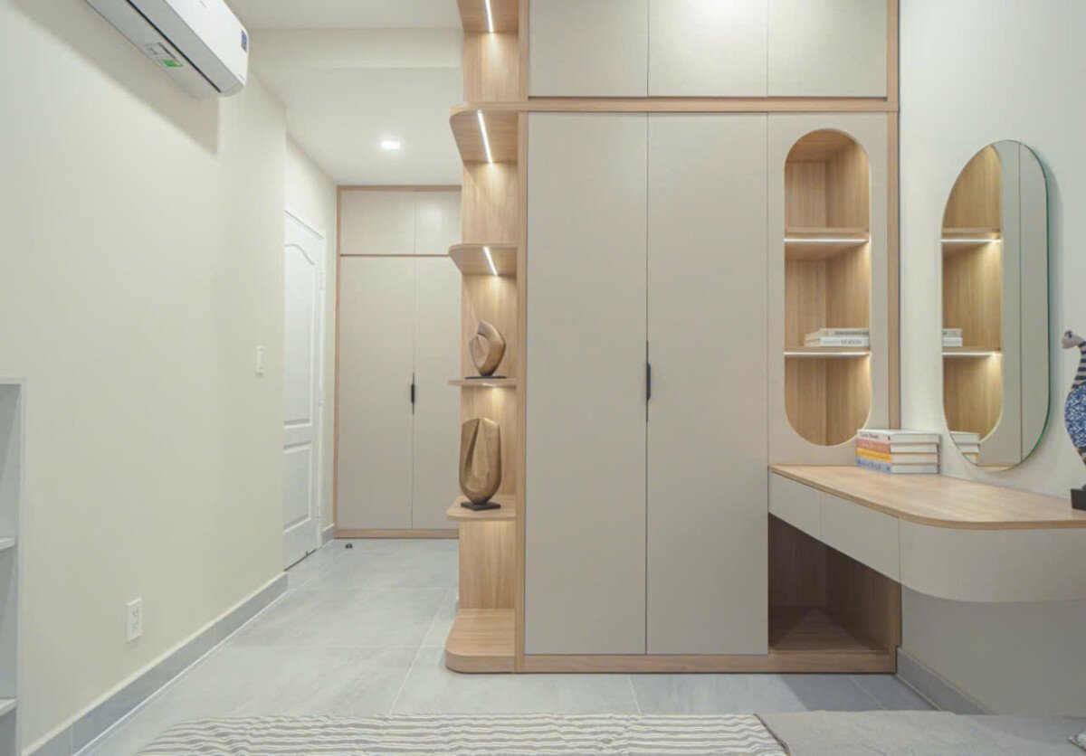 phong 2 - Bán căn hộ đẹp tại Sky Garden 3. DT 70m2 Nhà đẹp Nội thất mới- Đang cho thuê 22 Triệu/Tháng. Giá bán 6 Tỷ