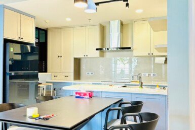 Cho thuê căn hộ 133m2, chung cư Scenic Valley 1, giá 35tr/tháng, nội thất đầy đủ.