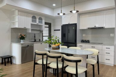 Bán căn hộ Saigon South Residences. DT 95m2 Nhà đẹp- 3 Phòng ngủ-2wc- Lầu trung view thoáng- Giá 8.350 Tỷ