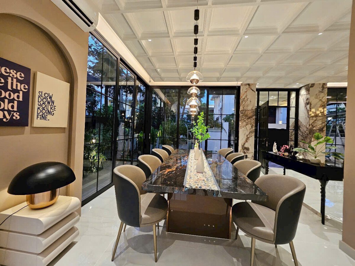 phong an sang trong - Giá cho thuê nhà Biệt thự 5pn Nội khu Mỹ Giang phường Tân Hưng T4/2026