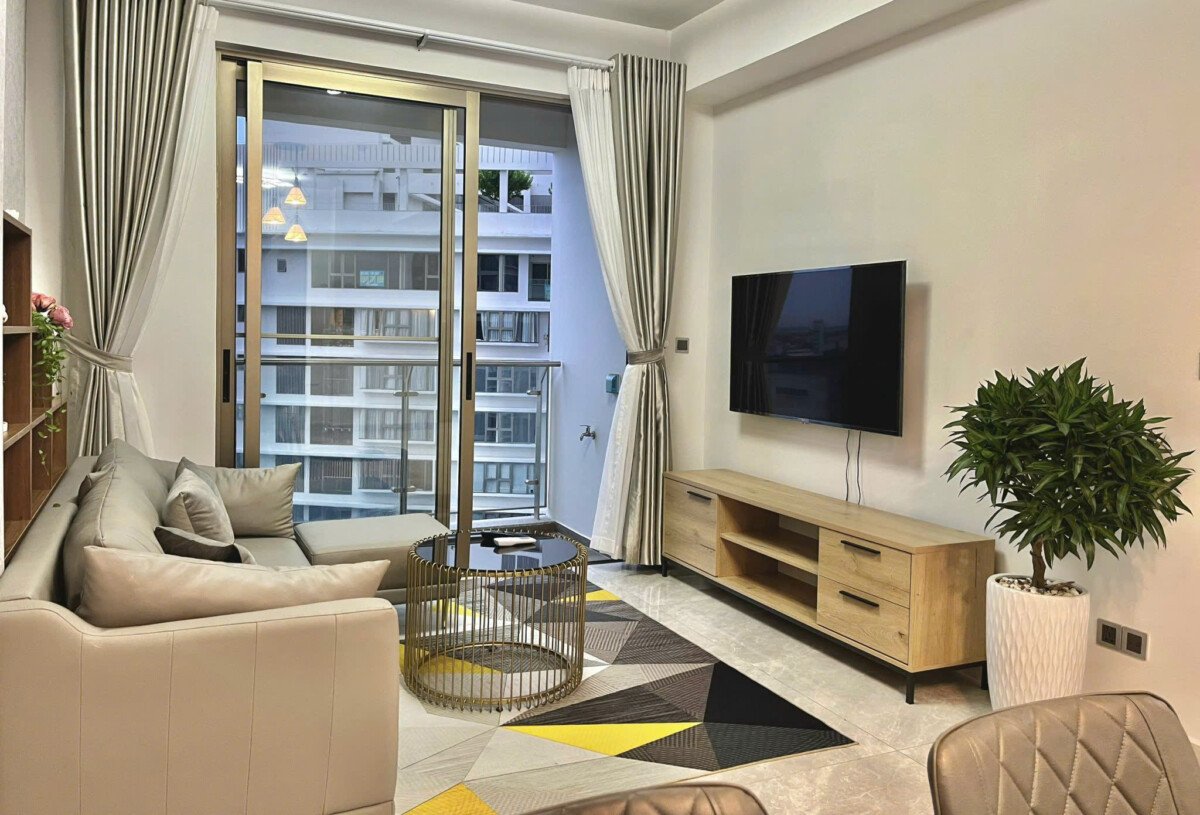 phong khach can ho ban 19 - Bán căn hộ chung cư Midtown The Peak, 89m2,02pn,giá 11 tỷ, nội thất đầy đủ.