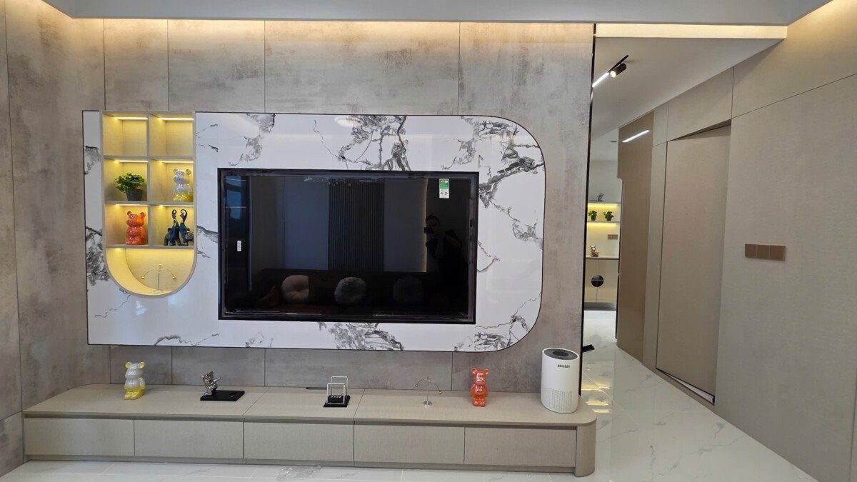 phong khach can ho ban 44 - Giá mua bán căn hộ 3pn tòa 10A chung cư Sky Garden 3 phường Tân Hưng T5/2026