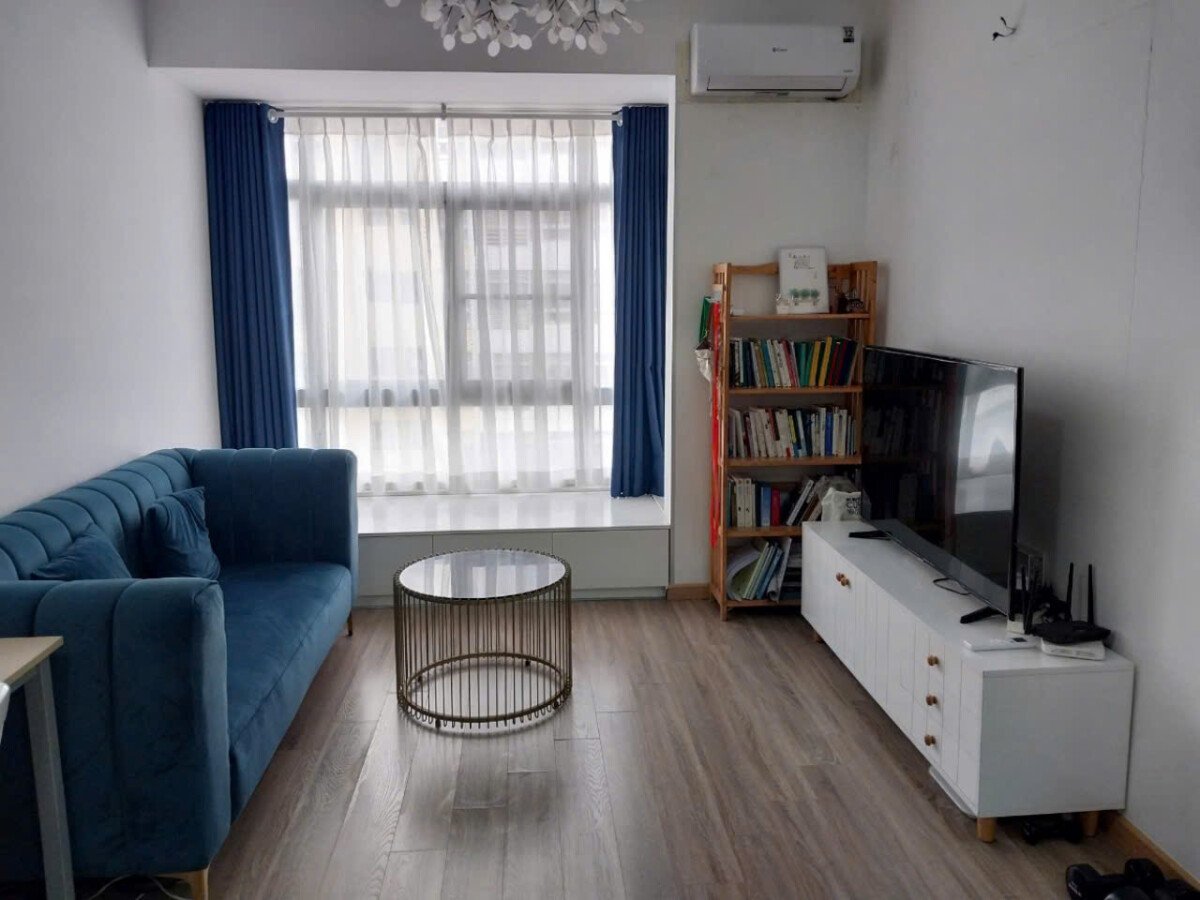 phong khach dep can ho sky 2 cho thue - Bán căn hộ Sky Garden 2. DT 88m2 Thiết kế 3 Phòng-2wc- Đang cho thuê 18 Triệu/Tháng. Giá bán 6.490 Tỷ