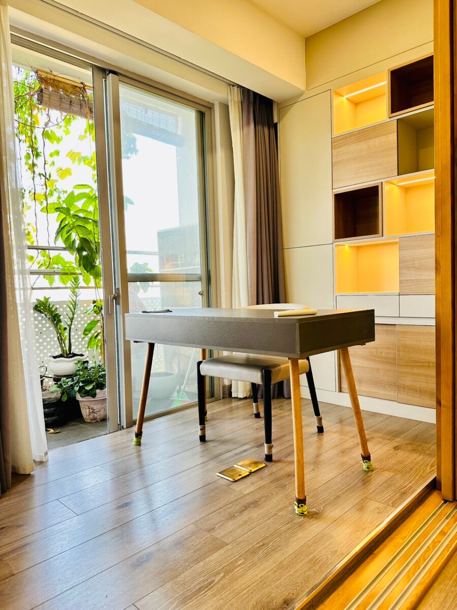 phong lam viec can ho ban - Cho thuê căn hộ 133m2, chung cư Scenic Valley 1, giá 35tr/tháng, nội thất đầy đủ.